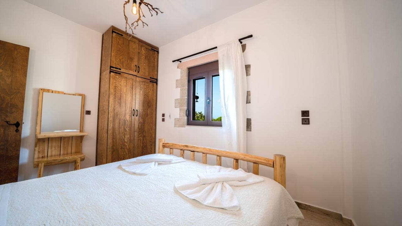 Villa Estia à Plátanos Extérieur photo