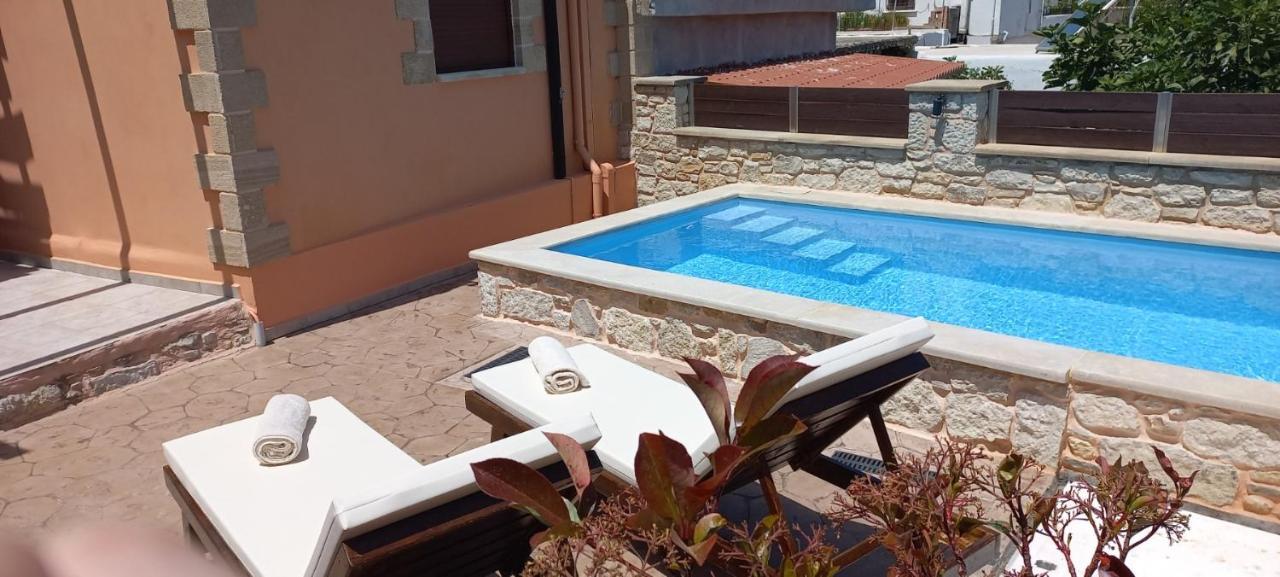 Villa Estia à Plátanos Extérieur photo