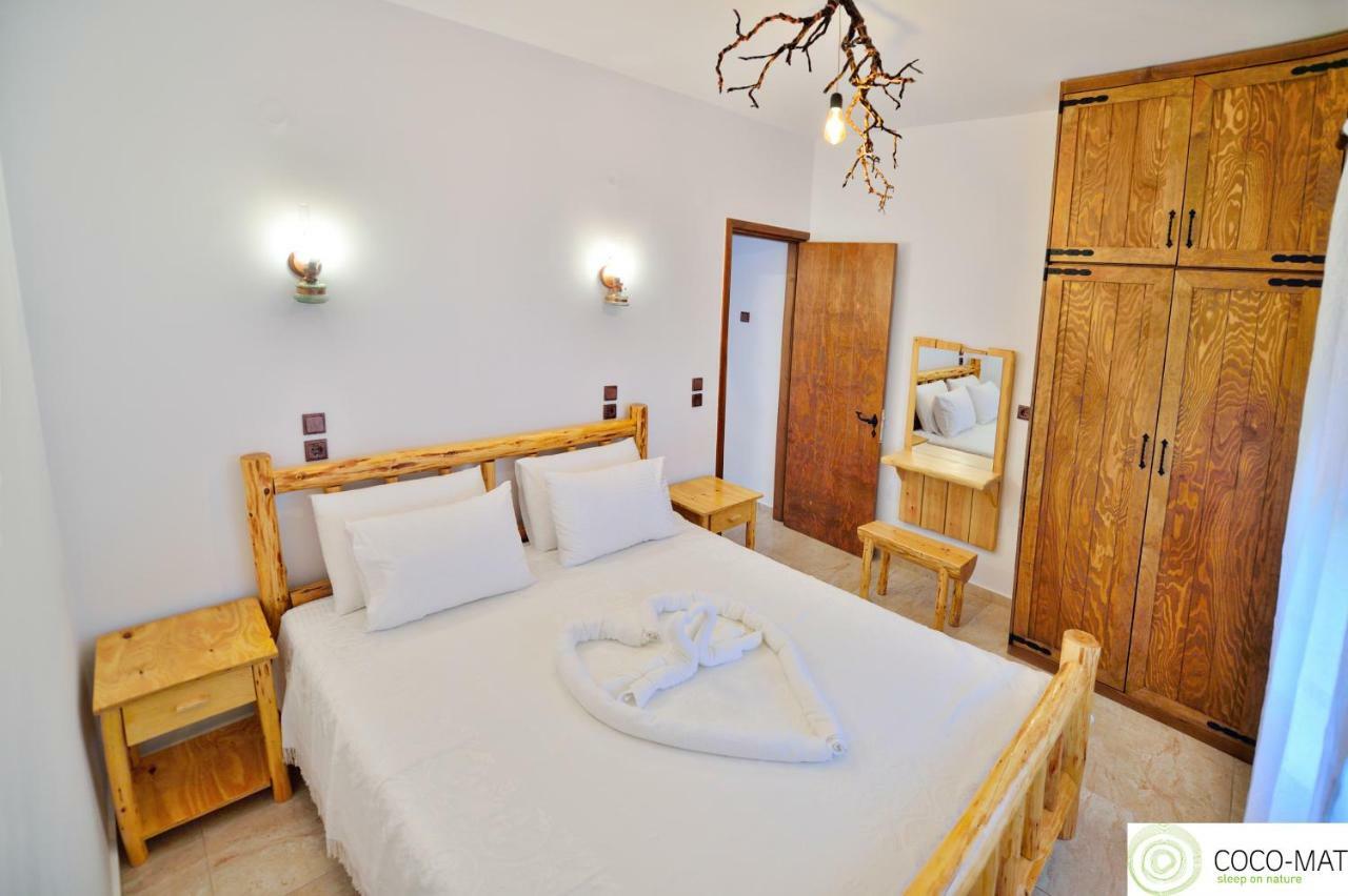 Villa Estia à Plátanos Extérieur photo